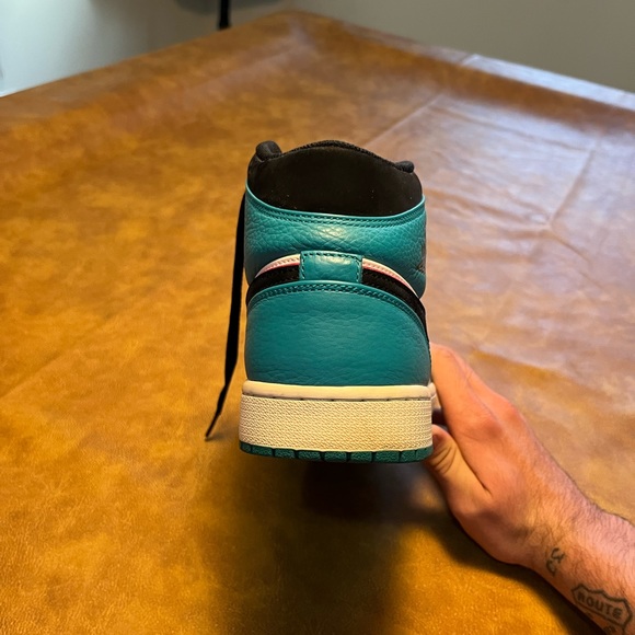 2018 Air Jordan 1 Mid SE 'South Beach' size 11.5 - Picture 6 of 10